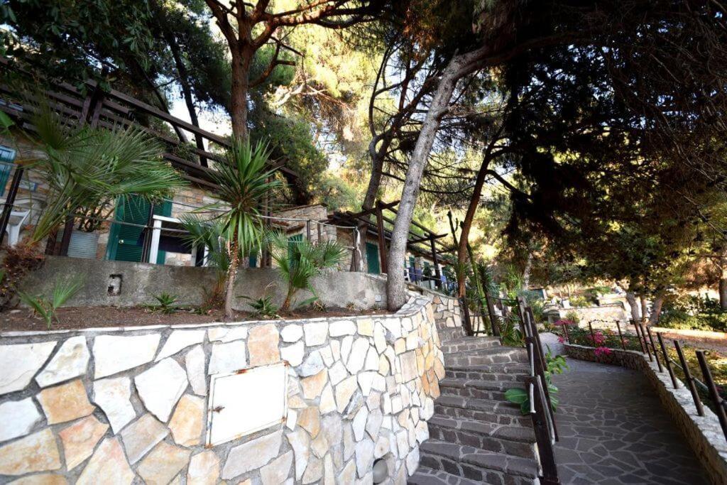 Hotel Club Torre Capovento Sperlonga Ngoại thất bức ảnh