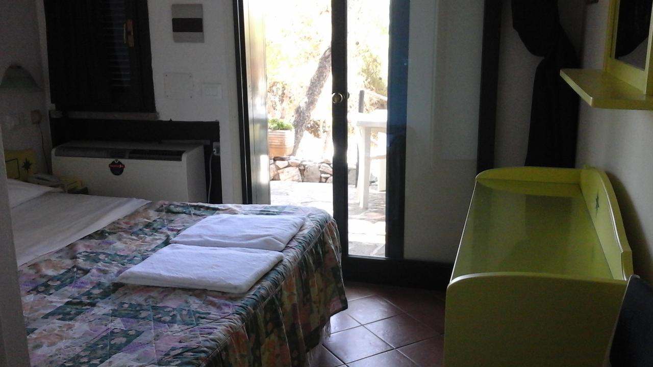 Hotel Club Torre Capovento Sperlonga Ngoại thất bức ảnh