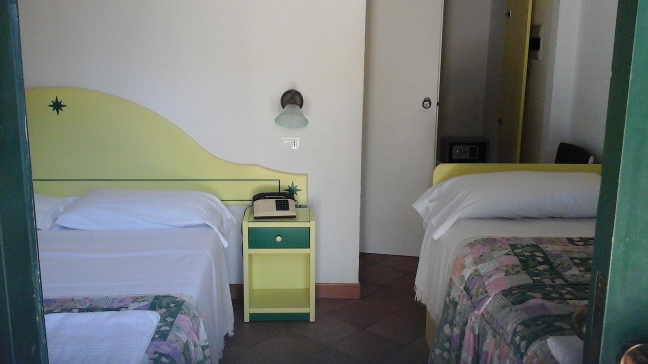 Hotel Club Torre Capovento Sperlonga Ngoại thất bức ảnh