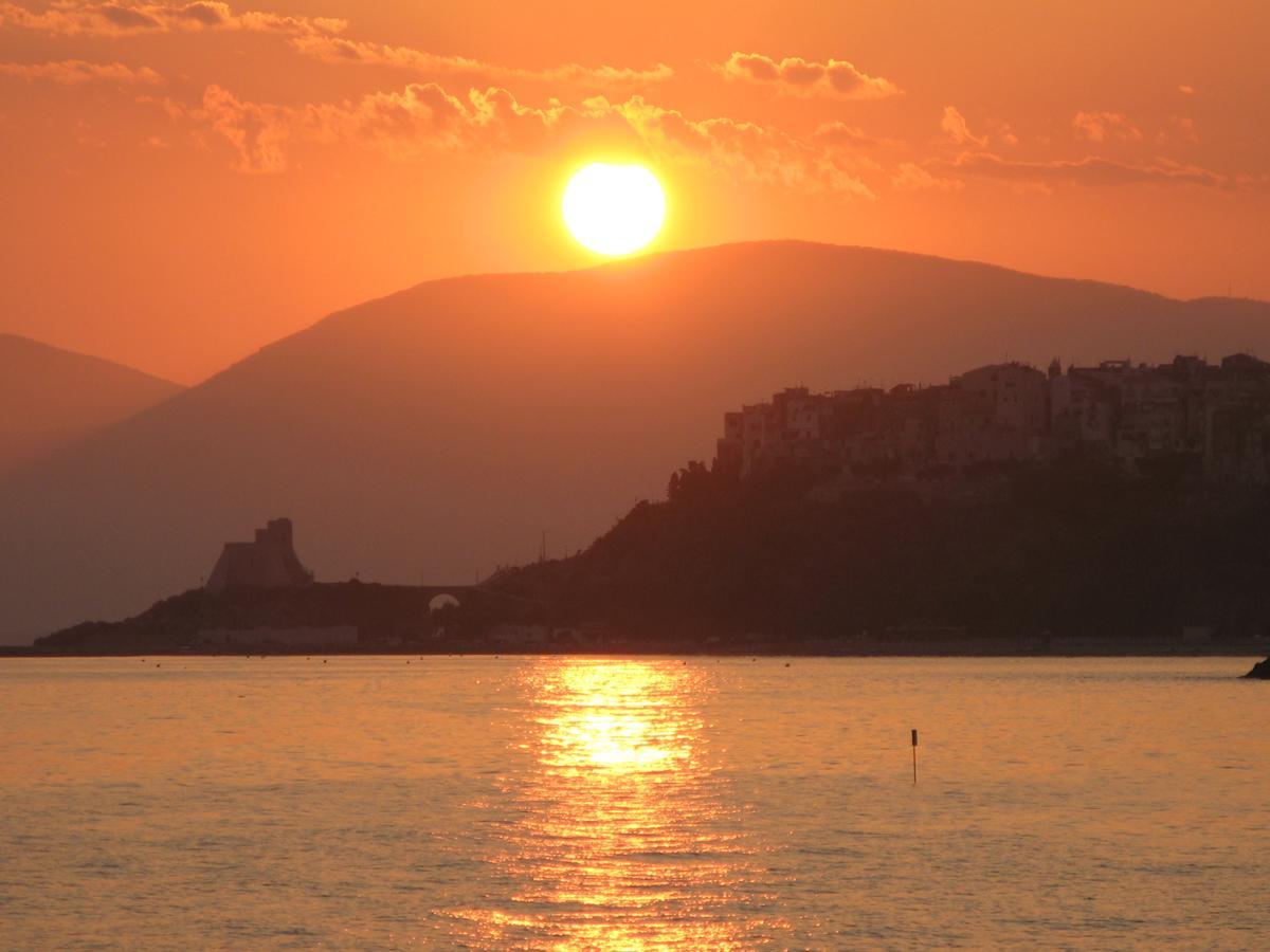 Hotel Club Torre Capovento Sperlonga Ngoại thất bức ảnh